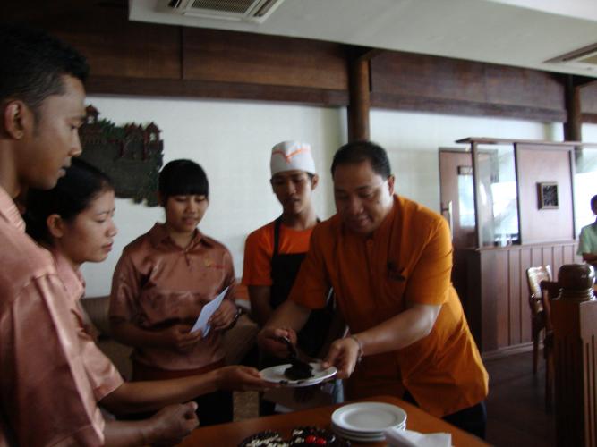 Birth Day Staff, bali indian restaurant, indian food restaurant in bali